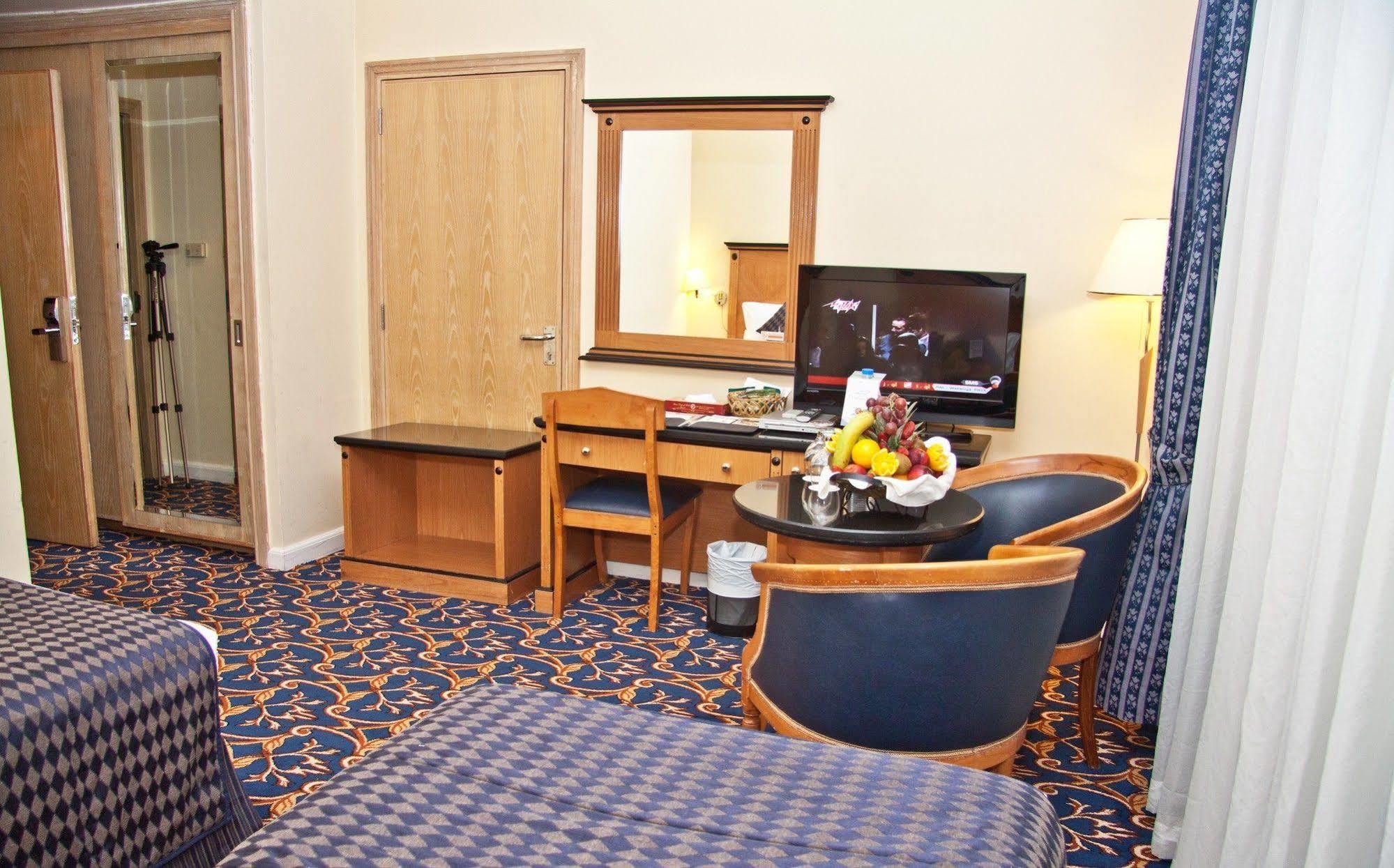 Regal Plaza Hotel Dubaj Zewnętrze zdjęcie