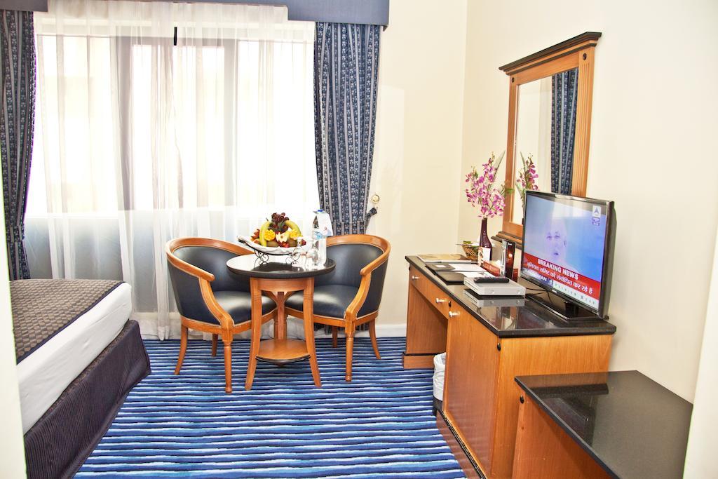 Regal Plaza Hotel Dubaj Zewnętrze zdjęcie